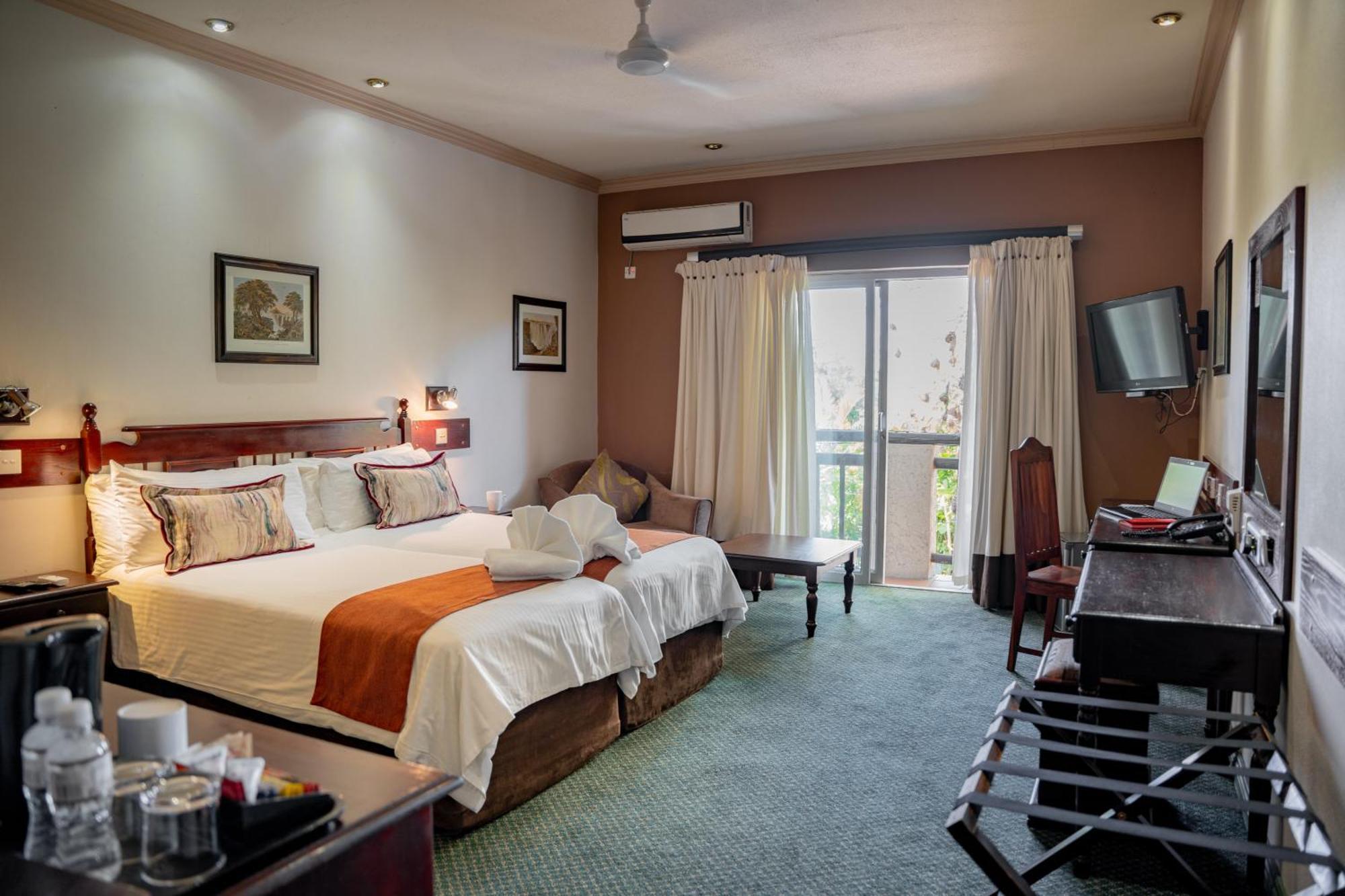 Diggers Inn Francistown Bagian luar foto